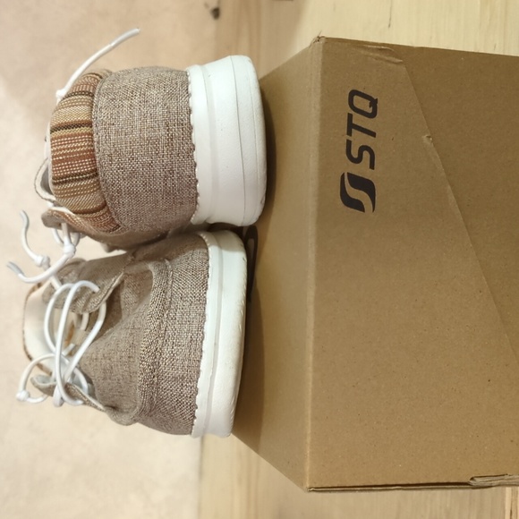 comfortable taupe color shoe size 7.5 - Picture 2 of 4